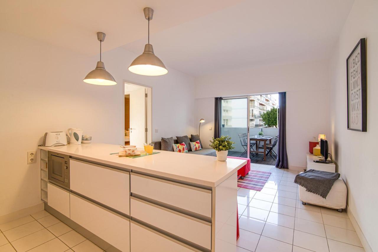 Modern Apartment By The Sea Quarteira Kültér fotó